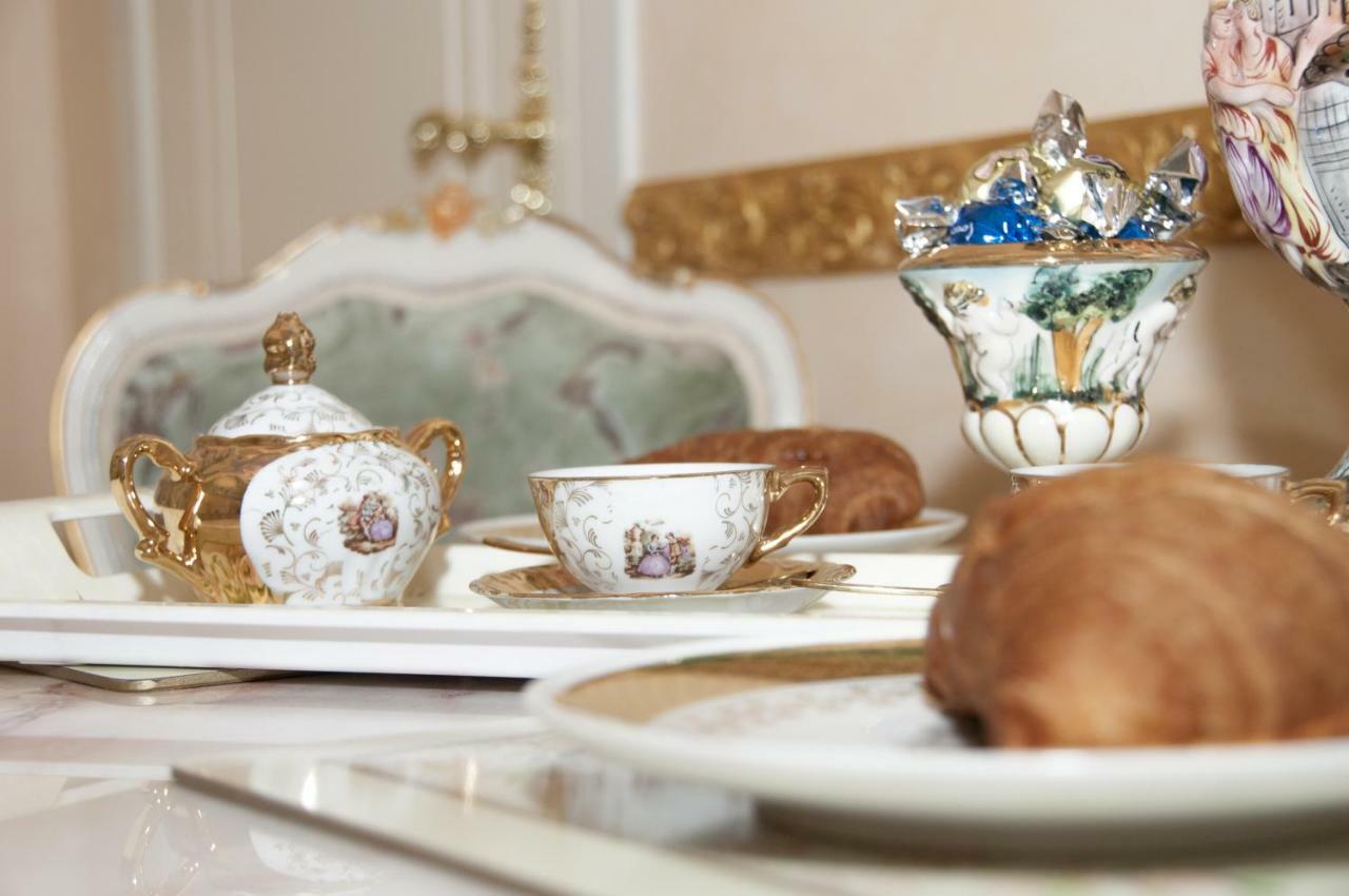 Fiore D'Arancio Luxury City Center Apartment Verona Luaran gambar
