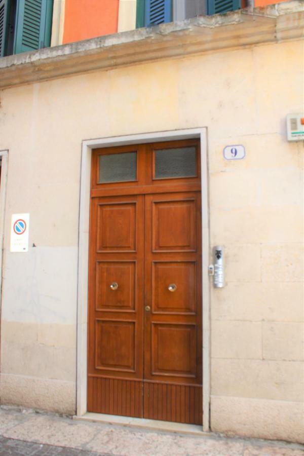 Fiore D'Arancio Luxury City Center Apartment Verona Luaran gambar